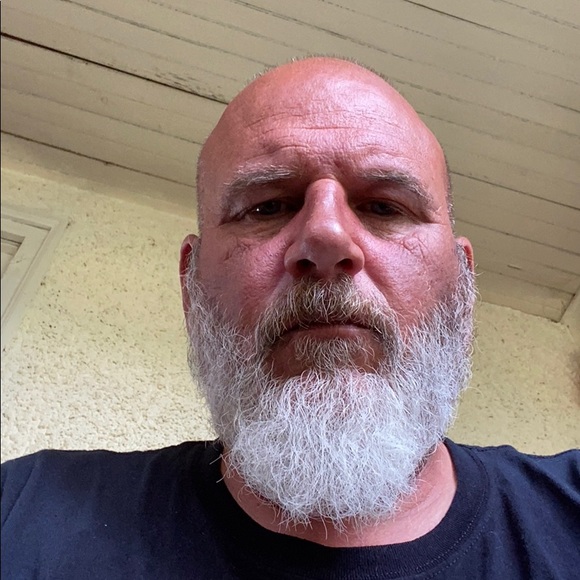 Meet your Posher, Andrew - Picture 1 of 1